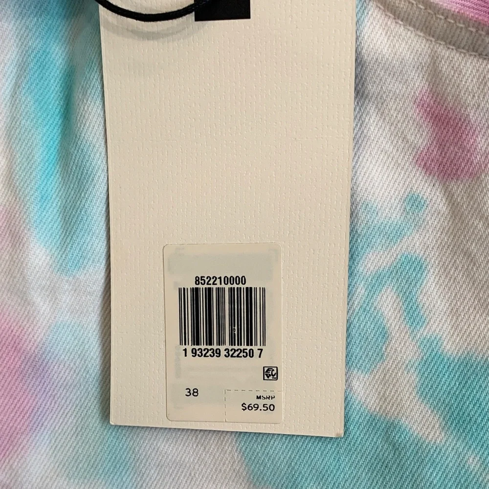 NWT Levi's 501 '93 Cutoff Shorts! Tie Dye Gay Pride LGBTQ Size 38x7